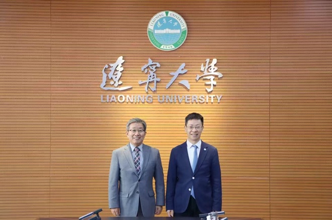 총영사, 랴오닝대학교 총장 면담(4.1)